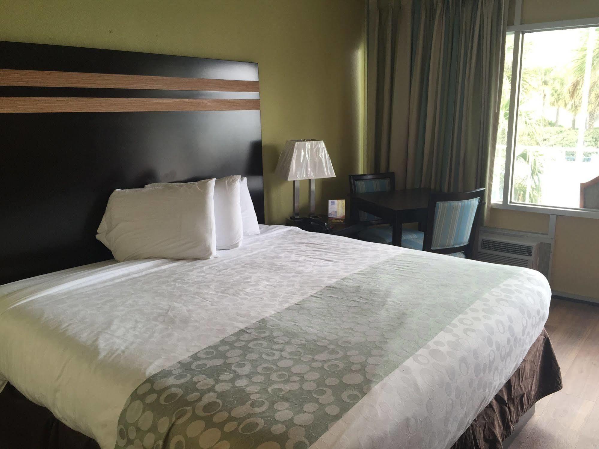 Blu Atlantic Hotel & Suites เมอร์เทิลบีช ภายนอก รูปภาพ